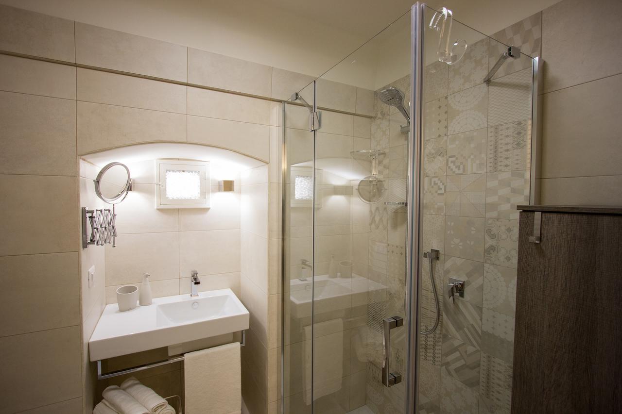 Ai Sottani B&B Deluxe Suite ジョーイア・デル・コッレ エクステリア 写真